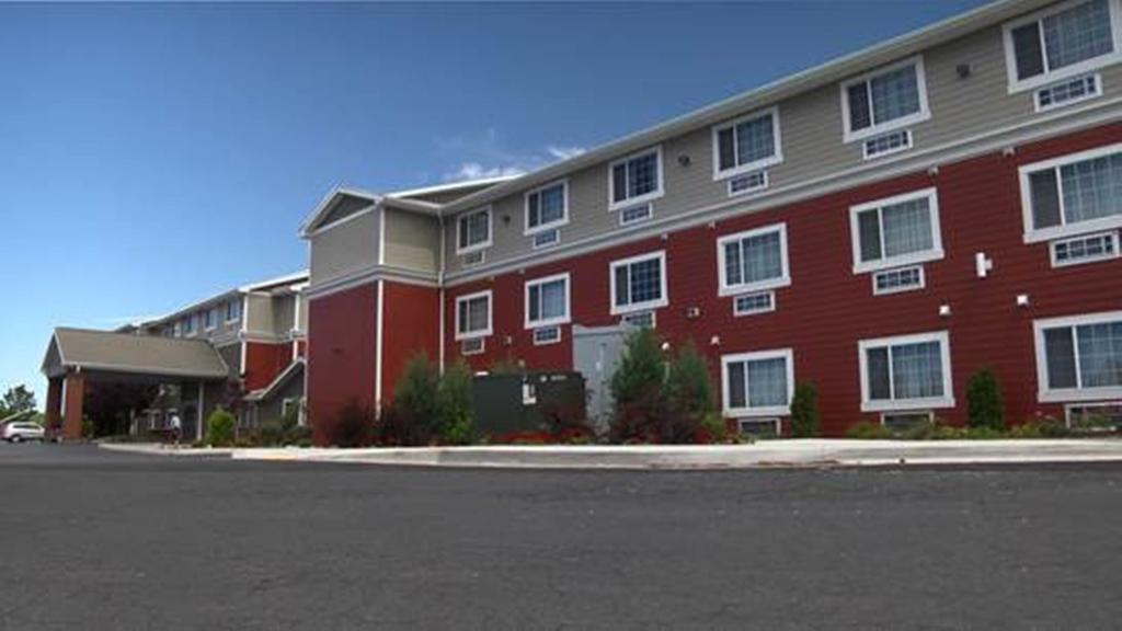 Coast Hilltop Inn Pullman Exterior photo